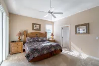 4 Bedroom Budget Home with Private Pool Hotels near Publix Super Market at Champions Gate Village
