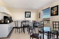 Days Inn by Wyndham Oklahoma City/Moore Các khách sạn ở Moore