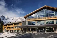 Grand Hotel Courmayeur Mont Blanc, by R Collection Hotels Hotels in 