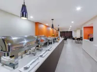 Comfort Inn San Luis Potosi Отели рядом с достопримечательностью «Арена «Эль-Домо»»