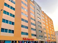 Rolla Suites Hotel -Former J5 Bur Dubai Hotel Các khách sạn gần Chợ Meena Bazaar
