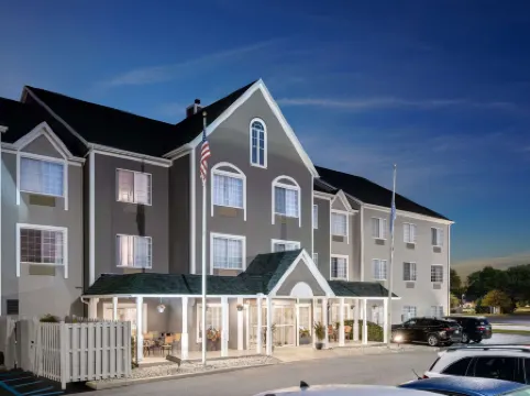 Country Inn & Suites by Radisson, Maumee - Toledo