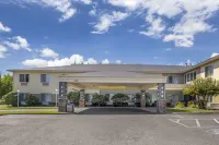 Comfort Suites Near Vancouver Mall Các khách sạn ở Vancouver