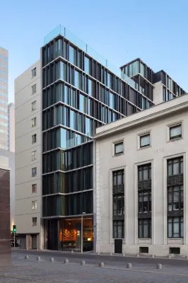 Debaines Hotel Santiago - С баром