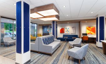 Holiday Inn Express & Suites Reedsburg – Dells Area