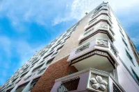 Sa-Bai-Dee Condo Hotels in Chon Buri