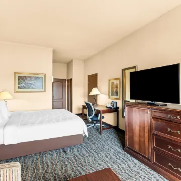 Best Western Holiday Manor