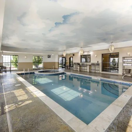 Best Western Plus Emerald Inn Suites