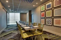 Holiday Inn Express & Suites MT Sterling North