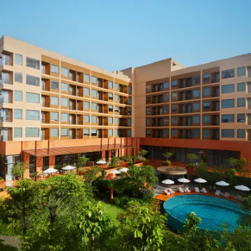 盛泰樂烏汶 鄰近Huai Muang的酒店