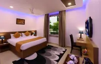 Clarks Inn Hampi Hotels in Kamalapur