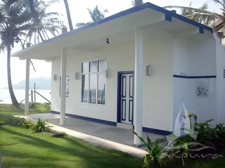 Giragala Village Hotel