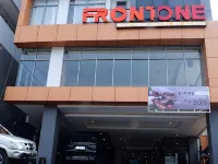 Front One Boutique Hotel Taman Anggrek Hotel di Grogol petamburan