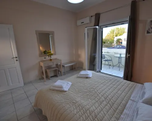 Ammos Hotels in Roda