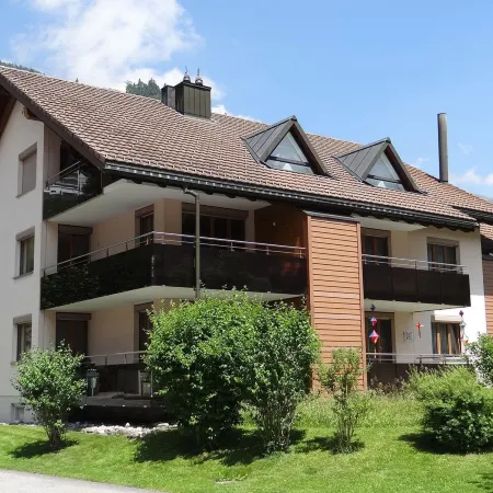 Blumenweg 2