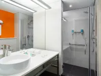 Aloft Dhahran Hotels near Al Rashid Mall