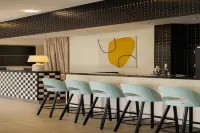 Ibis Styles Warszawa Airport - Airport Shuttle