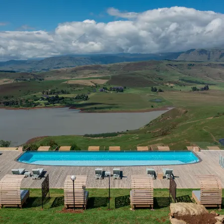 Cayley Mountain Resort