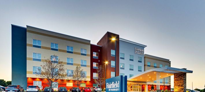 Fairfield Inn & Suites Dallas Love Field Hotele w: Dallas