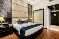 Hotel Delite Grand - parking