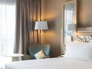 Popular Scenic Hotels in Upper Normandy