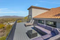 Black Mountain Gem! Designer Completely Renovated!