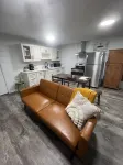 Comfy, Clean & Pet Friendly