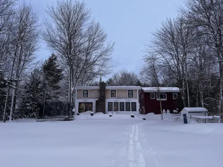 Lakefront Living. Kayak while bald eagles soar above and loons call out.