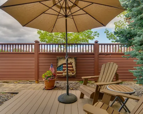 5 Star, 1 Level, Downtown, Quiet, Great View, Walk, Cozy, Pet Friendly, Enjoy! Hotels in Sisters