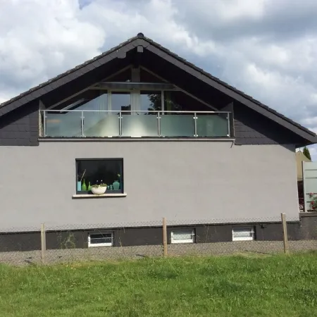 Modern and spacious attic apartment in Abtsteinach im Odenwald