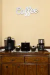 Historic 4 bedroom house with hot tub-great location