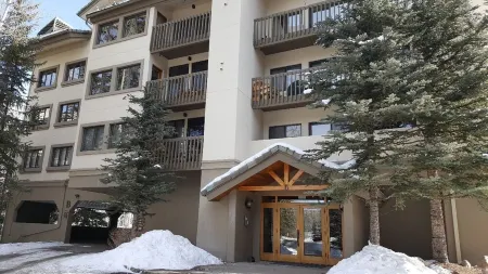 Completely Remodeled Ski-In Ski-Out Beaver Creek Family Escape