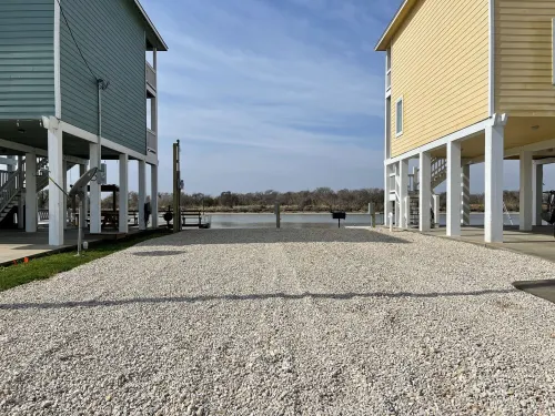 “Reeling Em Inn” WATERFRONT RV HOOKUPS ON THE COLORADO RIVER <br>RV #1 Hotels in Matagorda County