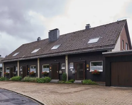 FeWo Walter - House 1 St.- Andreasberg, south-facing slope, quiet, family-friendly, WLAN 聖安德里斯伯格酒店
