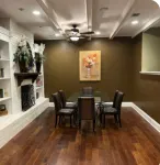 Spacious 8-bedroom house in charming Gulfport ; it is perfect for large group.