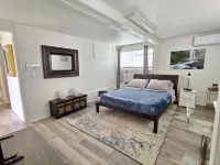 Relaxing oceanfront home overlooking Kaneohe Bay 카내오헤 호텔