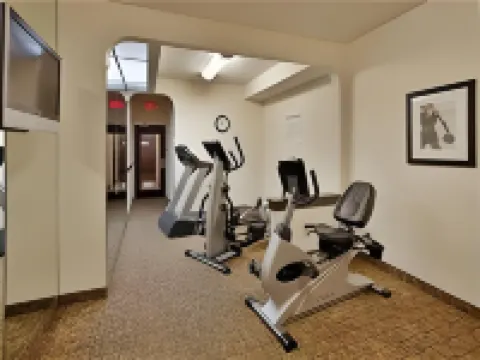 Comfort Inn & Suites Saint Louis Lafayette Square