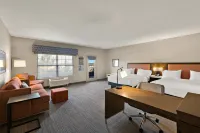 Hampton Inn & Suites Petoskey - balcony
