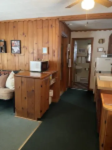 Keene Cozy Cottage in the Heart of the Adirondack Mountains!