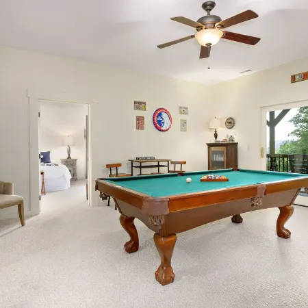 Elk Mountain Lodge: An AVL Mountain Escape w/Hot Tub, Fireplace, Hi-Speed Wifi