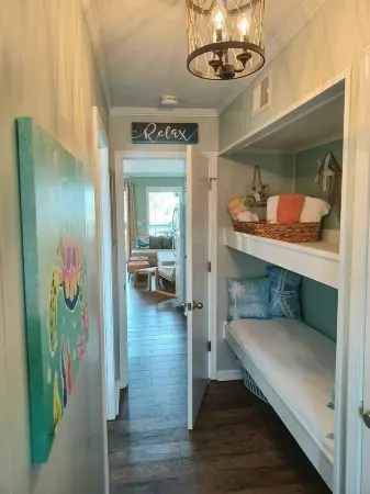 Isle of Palms, SC Oceanfront Sea Cabin 226 - Best Place to Discover Charleston! Отели в г. Айл оф Палмс