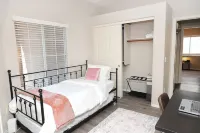 Heated Pool -4Br Near AZ AthleticGrounds with BBQ and Great Backyard