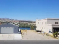Across from water & pet-friendly - Bullhead Bend! Hotels in Laughlin