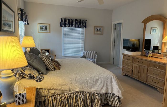 Beautiful Bethany House in Salt Pond 1.5 Miles from Beach! All Seasons Are Nice!