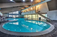 Spring Stay: Game Room, BBQ, Pool Access, & More