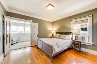 The Proctor House: North End, Old Town, Ruston Hotels near Point Ruston