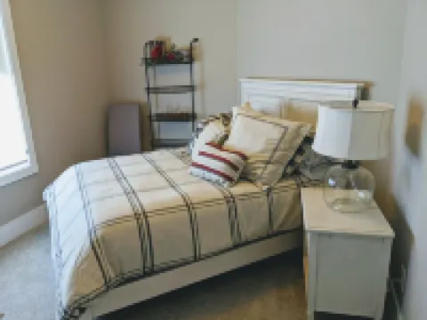 Beautiful condo in downtown Blue Ridge!