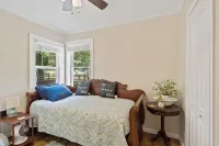 Cozy Farmhouse near Mammoth Cave on 45+ acre animal farm
