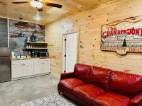 Knotty Squirrel Unit 9 Standard King Suite