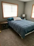 Well Appointed 2 Bedroom ~Less than a mile to Crystal Mountain